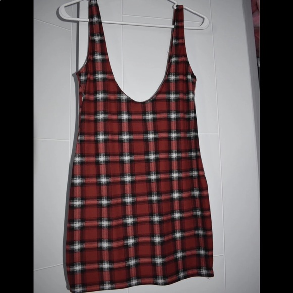 Dress - Picture 3 of 4